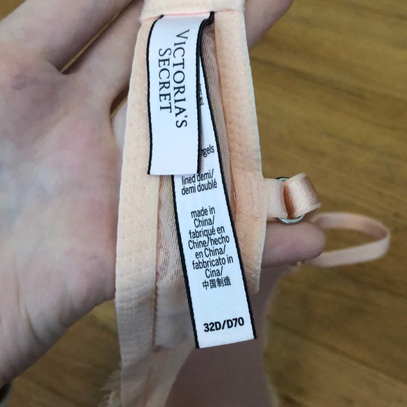 Victoria’s Secret dream angels bra - Picture 4 of 4